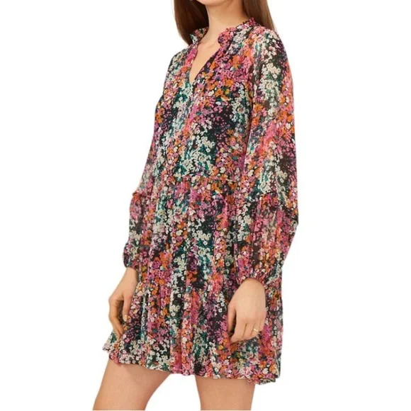 🥰🥰Vince Camuto V-Neck Floral Dress🥰🥰 - Picture 3 of 10